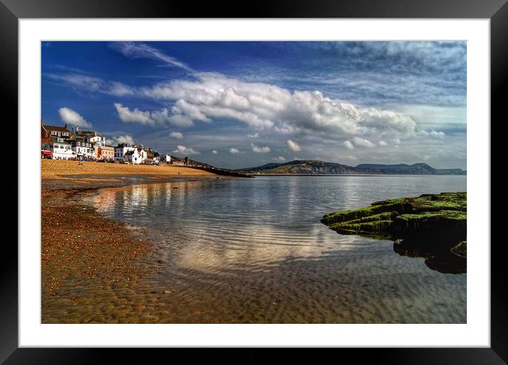 Lyme Regis Seafront  Framed Mounted Print by Darren Galpin