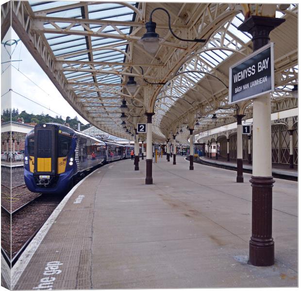 Train at Wemyss bay station, Inverclyde, Scotland. Canvas Print by Allan Durward Photography