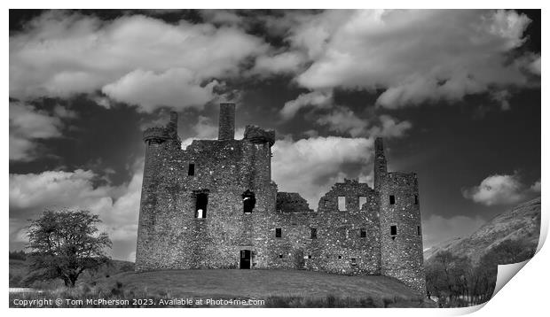 Kilchurn Castle Print by Tom McPherson