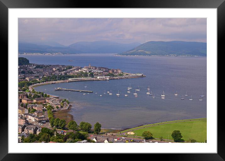 Waverley paddle steamer passing Gourock Framed Mounted Print by Allan Durward Photography