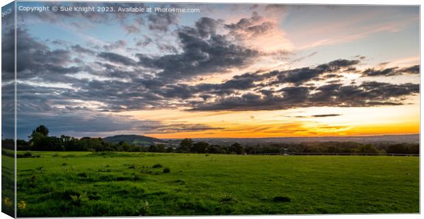 Sunset over Blackmore Vale Valley Canvas Print by Sue Knight
