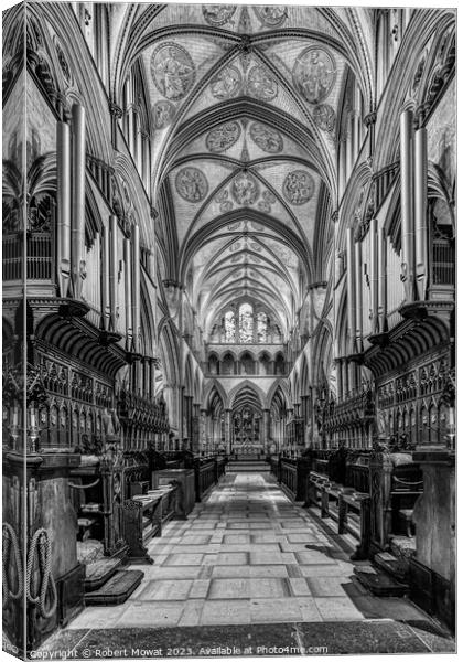 The Choir, Salisbury Cathedral, England Canvas Print by Robert Mowat
