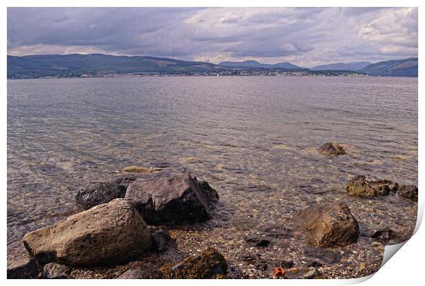 Rocky beach in Inverclyde and Dunoon Print by Allan Durward Photography