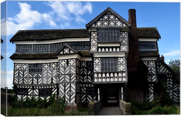 Little Moreton Hall Canvas Print by Peter Wiseman