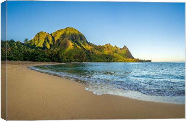 Early morning sunrise over Tunnels Beach on Kauai in Hawaii Canvas Print by Steve Heap