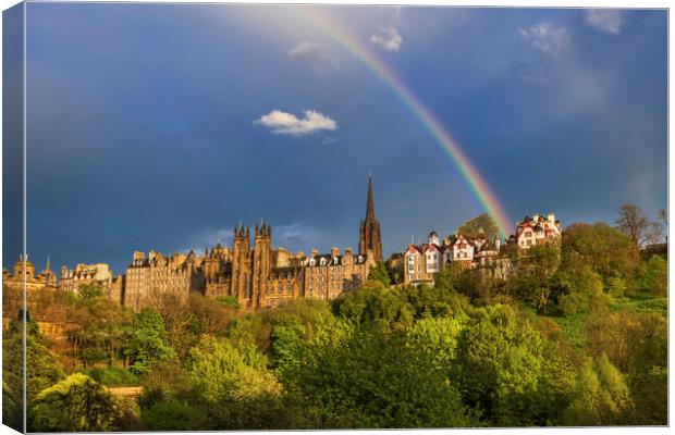 Edinburgh Old Town With Rainbow In The Sky Canvas Print by Artur Bogacki