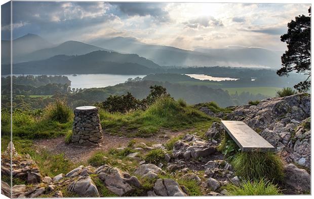 Sunrays Over Derwentwater Canvas Print by Jason Connolly