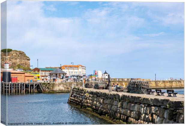 Tate Hill Pier in Whitby harbour Canvas Print by Chris Yaxley