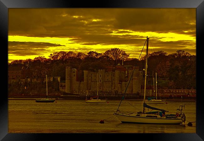 Upnor Castle Kent Sunset Framed Print by Dawn O'Connor