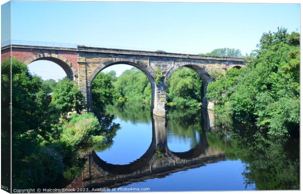 Yarm Viaduct Canvas Print by Malcolm Snook