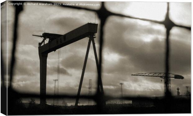 Harland & Wolff shipyards Canvas Print by Richard Wareham
