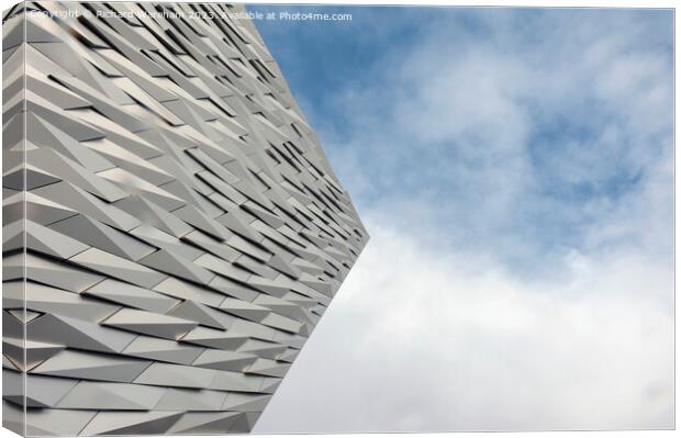 Titanic Belfast Museum. Canvas Print by Richard Wareham