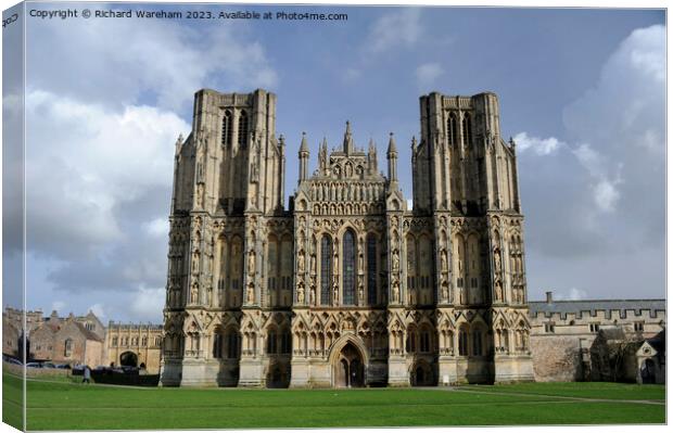 Wells cathedral Canvas Print by Richard Wareham