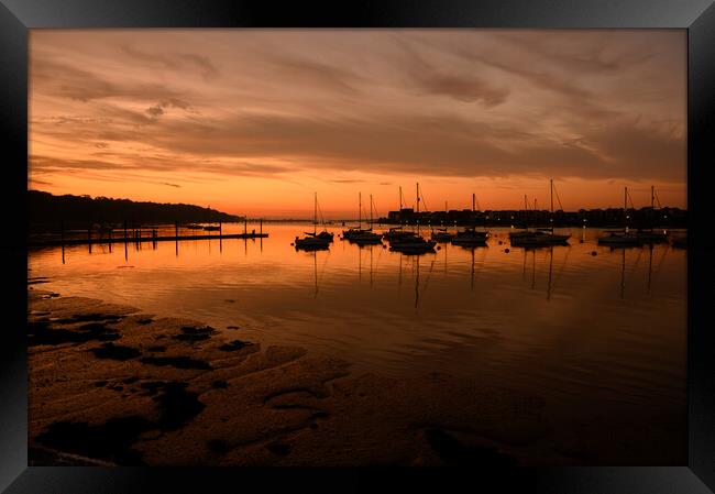 Sunrise at Upnor Framed Print by Rob Lucas