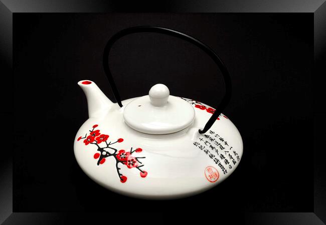 Japanese teapot Framed Print by Fabrizio Troiani