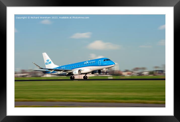 PH-EXX KLM Cityhopper Embraer ERJ-175STD  Framed Mounted Print by Richard Wareham