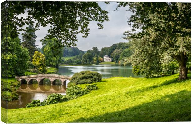 Stourhead Gardens with view of The Palladian bridge and Pantheon Canvas Print by Sue Knight