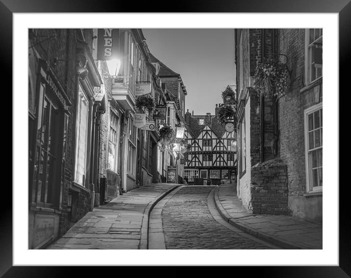 Steep Hill Lincoln Framed Mounted Print by Andrew Scott