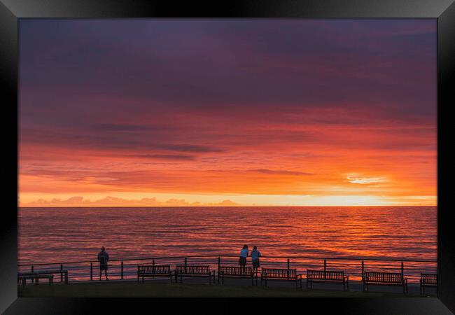 Sky sun Framed Print by Rob McAvoy