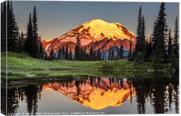 Glowing Crown, Mount Rainier Majestic Sunset Canvas Print by Pierre Leclerc Photography
