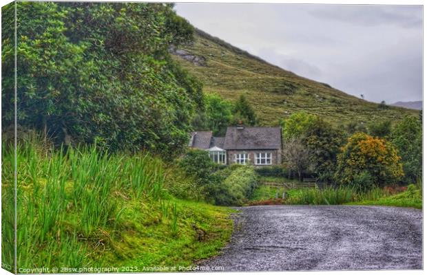 The Connemara Cottage. Canvas Print by 28sw photography