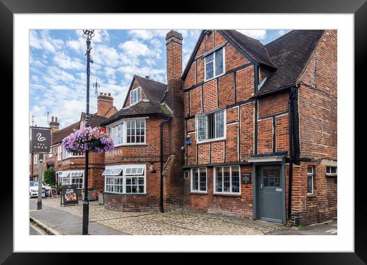 The Swan public house, Old Amersham Framed Mounted Print by Kevin Hellon