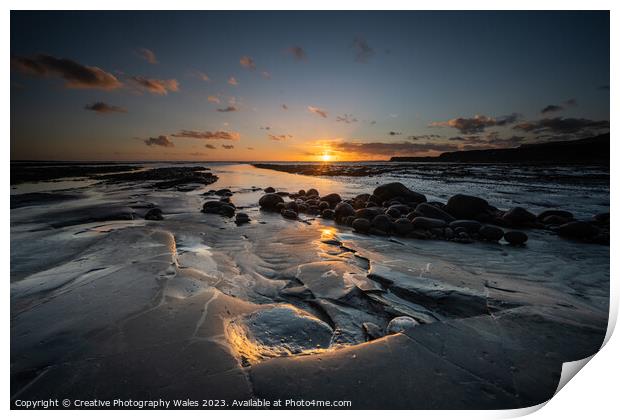 Kimmeridge Bay sunset Print by Creative Photography Wales