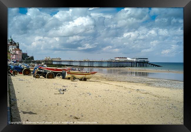 Cromer beach and Pier Framed Print by Rodney Hutchinson