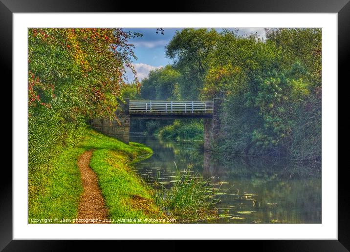 Autumn creeps towards Serenity. Framed Mounted Print by 28sw photography