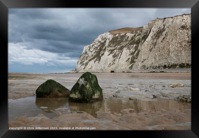 low tide on the beach of cap blanc nez in france with the white chalk cliffs Framed Print by Chris Willemsen