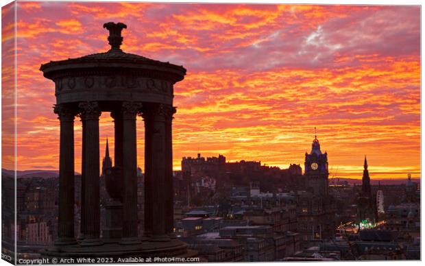 Edinburgh sunset over city centre, Scotland, UK Canvas Print by Arch White