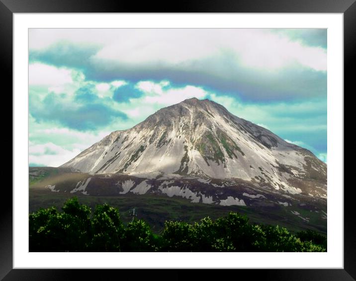 Mount Errigal Framed Mounted Print by Stephanie Moore