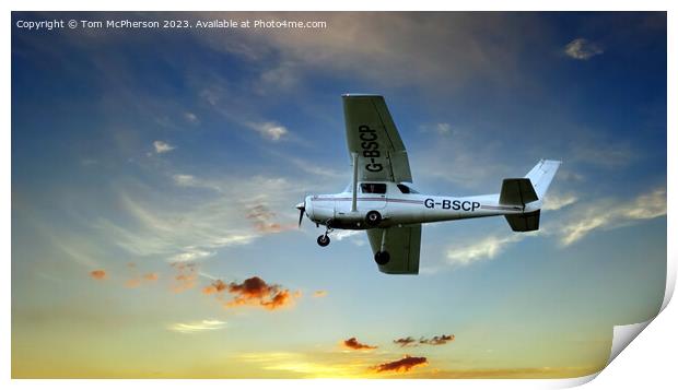 Cessna 152 G-BSCP Print by Tom McPherson