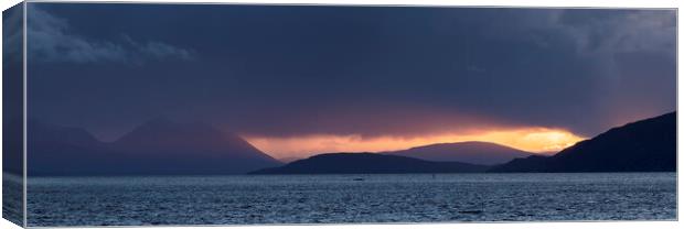 Sunset over Skye Canvas Print by Kevin Howchin