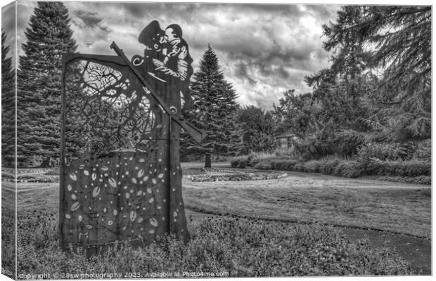 The Memorial and The Park - (Black and White.) Canvas Print by 28sw photography