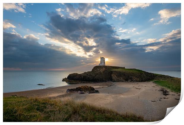 Sun setting behind Twr Mawr Lighthouse, Wales Print by Andrew Kearton