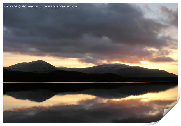 Loch Morlich - Winter sunset Print by Phil Banks