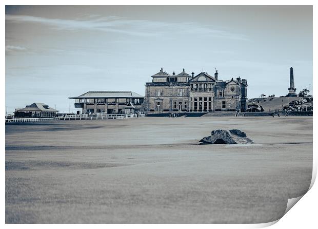 St Andrews 18th Hole & Clubhouse Print by Duncan Loraine