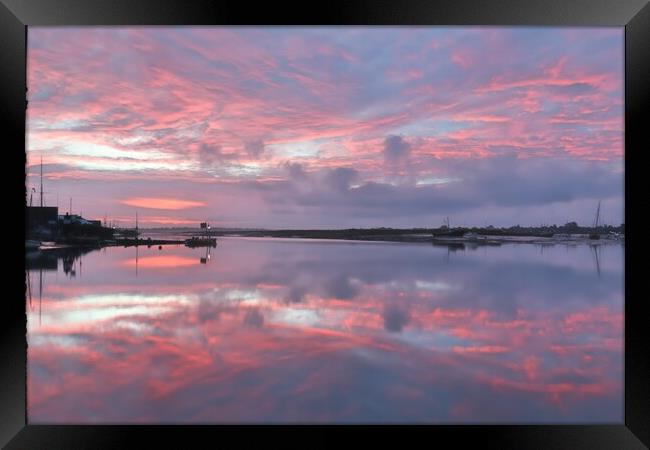 Pre duntide vloudscsp colours over the Brightlingsea Harbour  Framed Print by Tony lopez