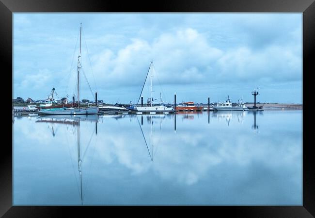 Brightlingsea Harbour in the morning blue  Framed Print by Tony lopez