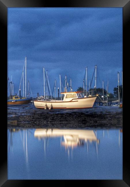 High and dry at low tide over Brightlingsea Harbour  Framed Print by Tony lopez