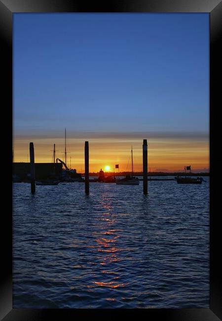 Sunrise over Brightlingsea Harbour  Framed Print by Tony lopez