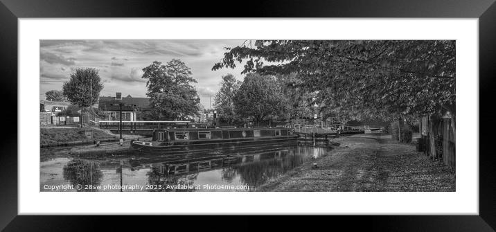The perfect Spot - (Panoramic.) Framed Mounted Print by 28sw photography