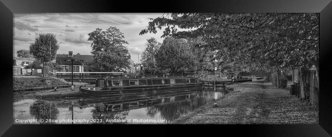 The perfect Spot - (Panoramic.) Framed Print by 28sw photography