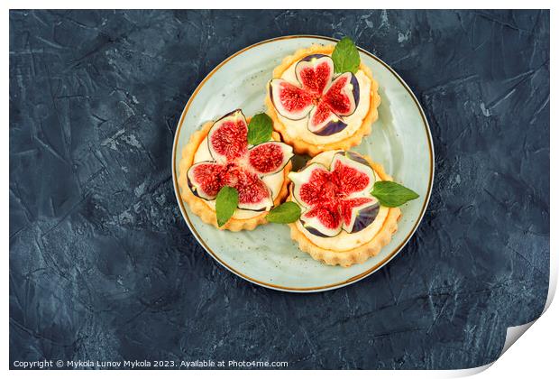 Tartlets with cream and figs. Print by Mykola Lunov Mykola