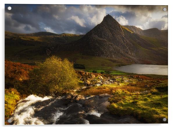 Tryfan Acrylic by Rory Trappe