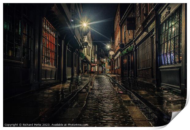 York streets in the Rain Print by Richard Perks