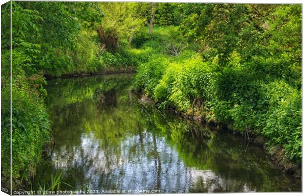Layers of Erewash Serenity. Canvas Print by 28sw photography