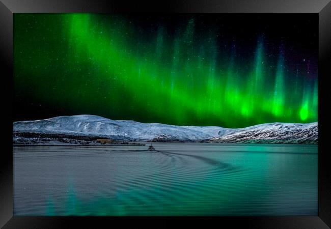 The Northern Lights of Norway Framed Print by Dave Hudspeth Landscape Photography