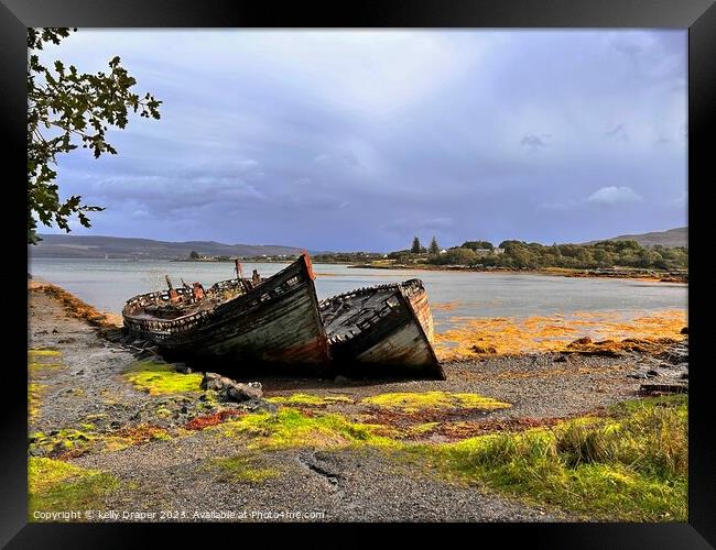 Isle of Mull fishing Boats Framed Print by kelly Draper